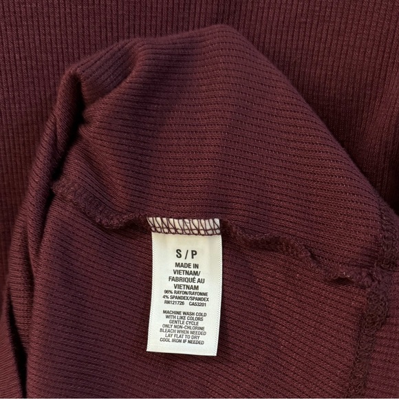 Aeropostale Womens Ruffle Basic Long sleeve, size Small - Picture 5 of 7